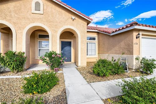 6324 Black Oaks Street, North Las Vegas, NV, 89031 | Card Image