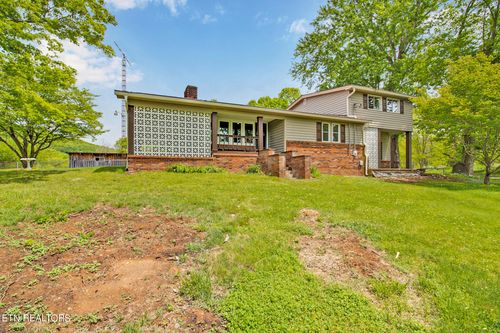 2424 Rotten Fork Rd, Pall Mall, TN, 38577-5046 | Card Image