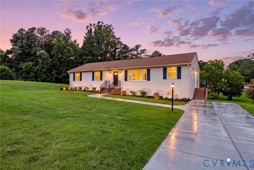 4940 Tandem Dr, North Chesterfield, VA, 23234-4547 | Card Image