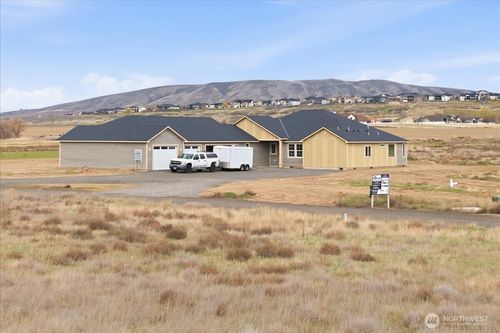 10535 S 674 Prse, Benton City, WA, 99320 | Card Image