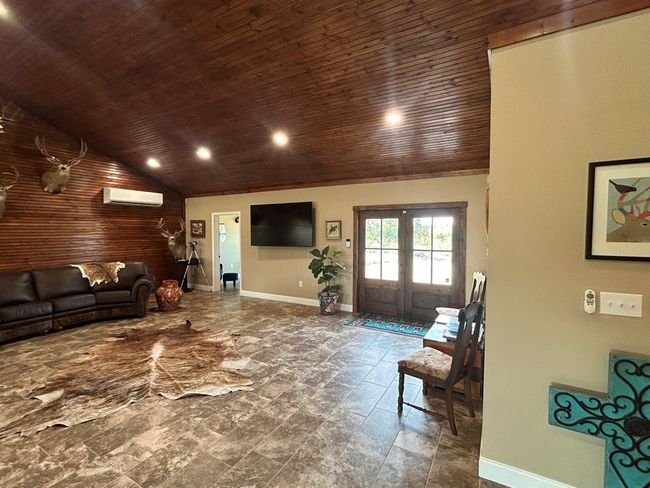 2553 Stonewall Valley Ln, House other with 4 bedrooms, 3 bathrooms and 2 parking in Christoval TX | Image 15