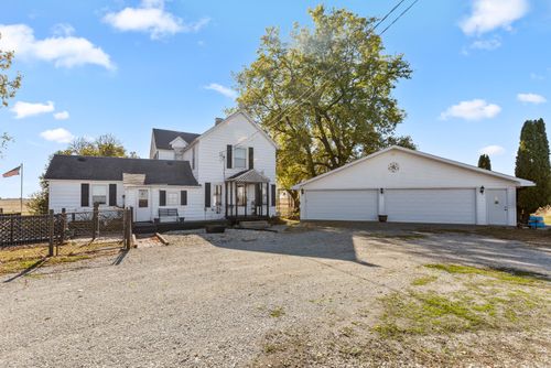 1624 E E 1200 North Rd, Milford, IL, 60953-6258 | Card Image