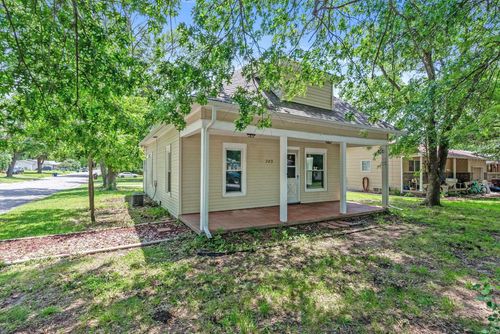 702 S Central Ave, Mulvane, KS, 67110-1829 | Card Image