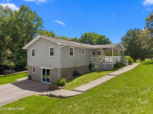 155 Neely Dr, New Tazewell, TN, 37825-2222 | Card Image