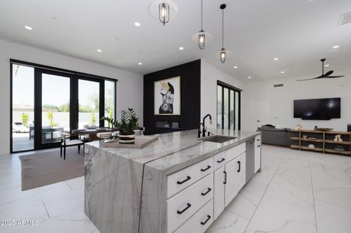 10386 N 110th Pl, Scottsdale, AZ, 85259-4845 | Card Image