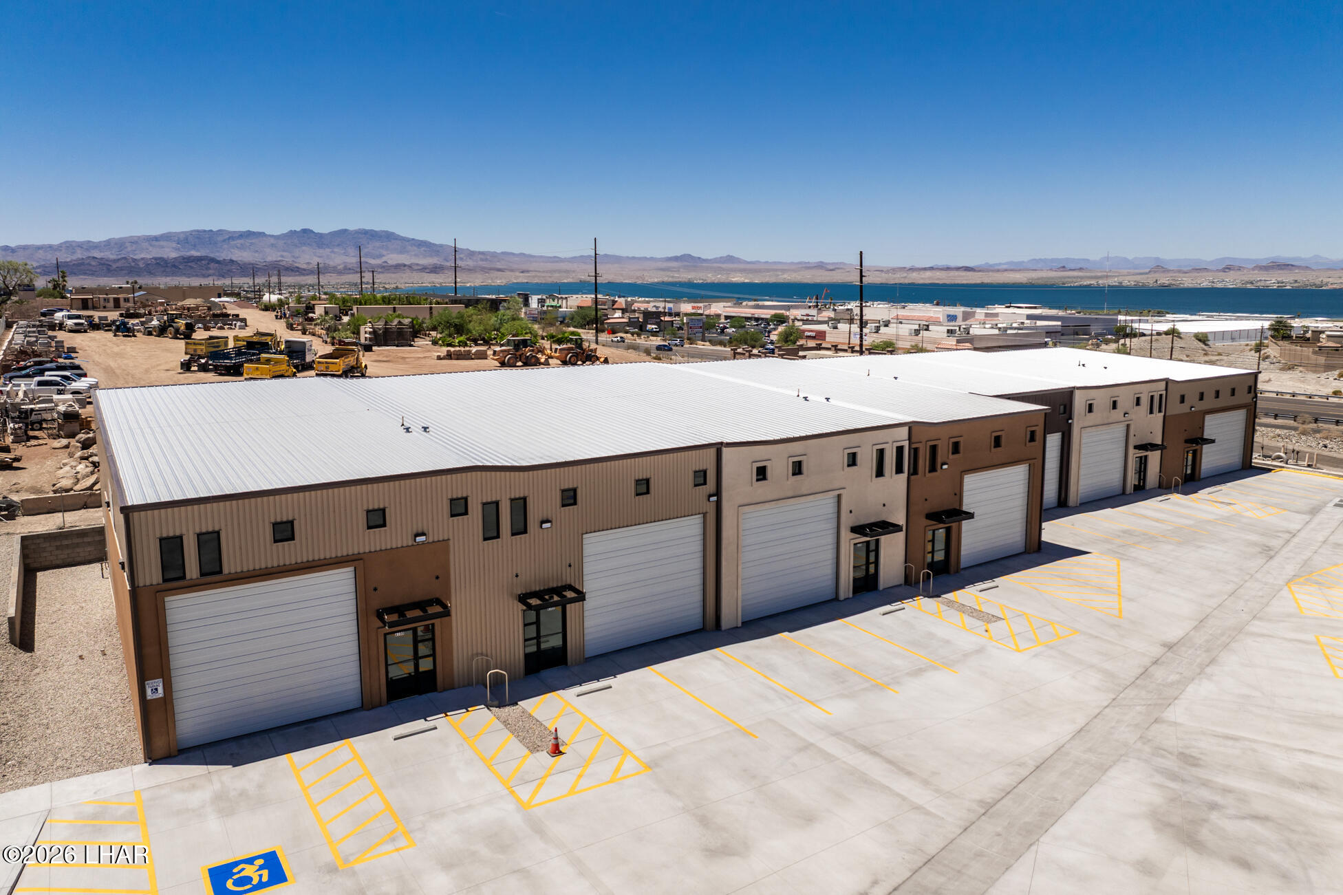 Commercial Lease in Lake Havasu City 2