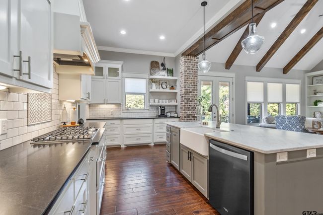 6445 County Road 118, House other with 4 bedrooms, 3 bathrooms and null parking in Bullard TX | Image 11