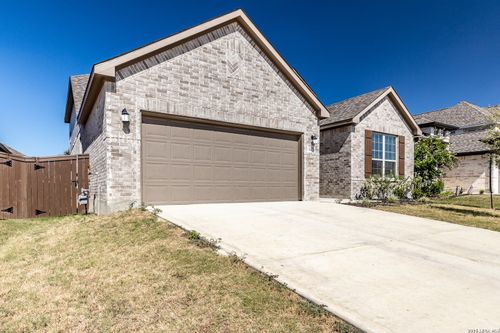 122 Trotting Horse, Boerne, TX, 78006-3288 | Card Image