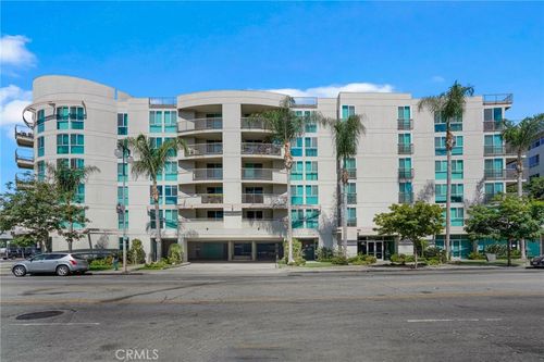 217-267 S San Pedro, Los Angeles, CA, 90012 | Card Image