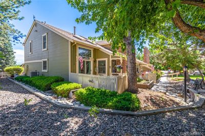 14057 E Radcliff Circle, Home with 3 bedrooms, 1 bathrooms and 2 parking in Aurora CO | Image 2