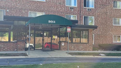apt-305-5011 Valley Ln, Streamwood, IL, 60107-2929 | Card Image