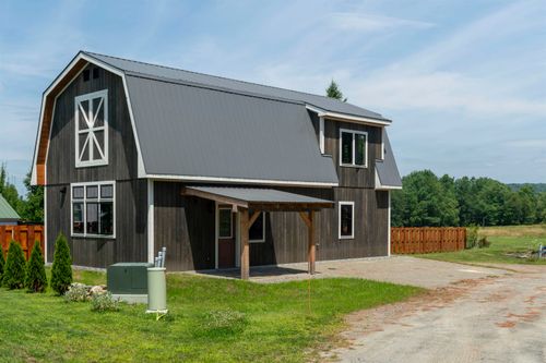 33 Home Acre St, Morristown, VT, 05661-9394 | Card Image