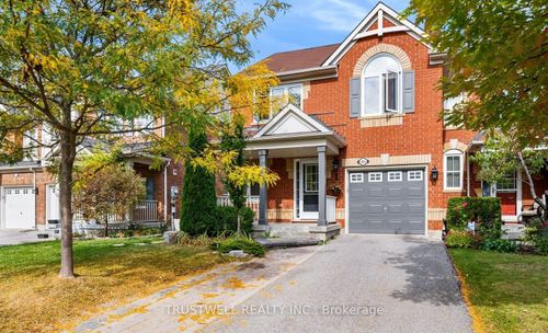 255 Chilcott Cres, Newmarket, ON, L3X3G7 | Card Image