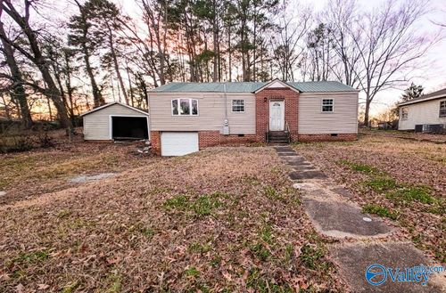307 Howell Circle, Gadsden, AL, 35904 | Card Image