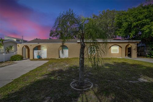 809 Illinois Ave, Palm Harbor, FL, 34683-4230 | Card Image