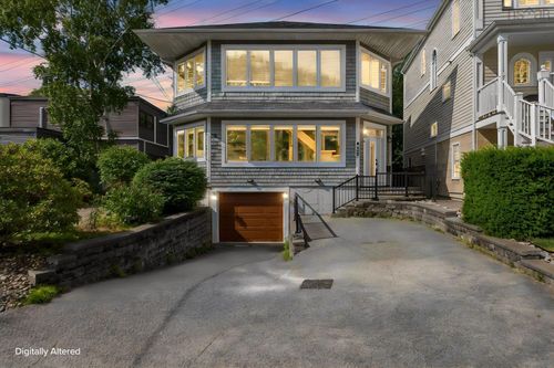 925 Winwick Rd, Halifax, NS, B3H4L5 | Card Image