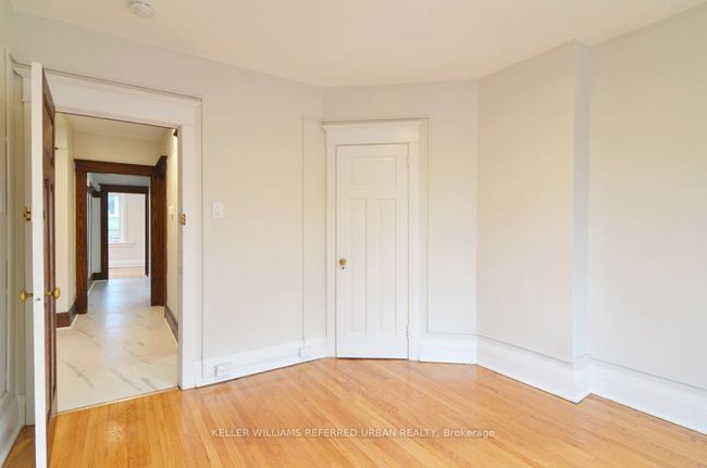 UPPER - 4 Columbine Ave, House other with 4 bedrooms, 2 bathrooms and null parking in Toronto ON | Image 18