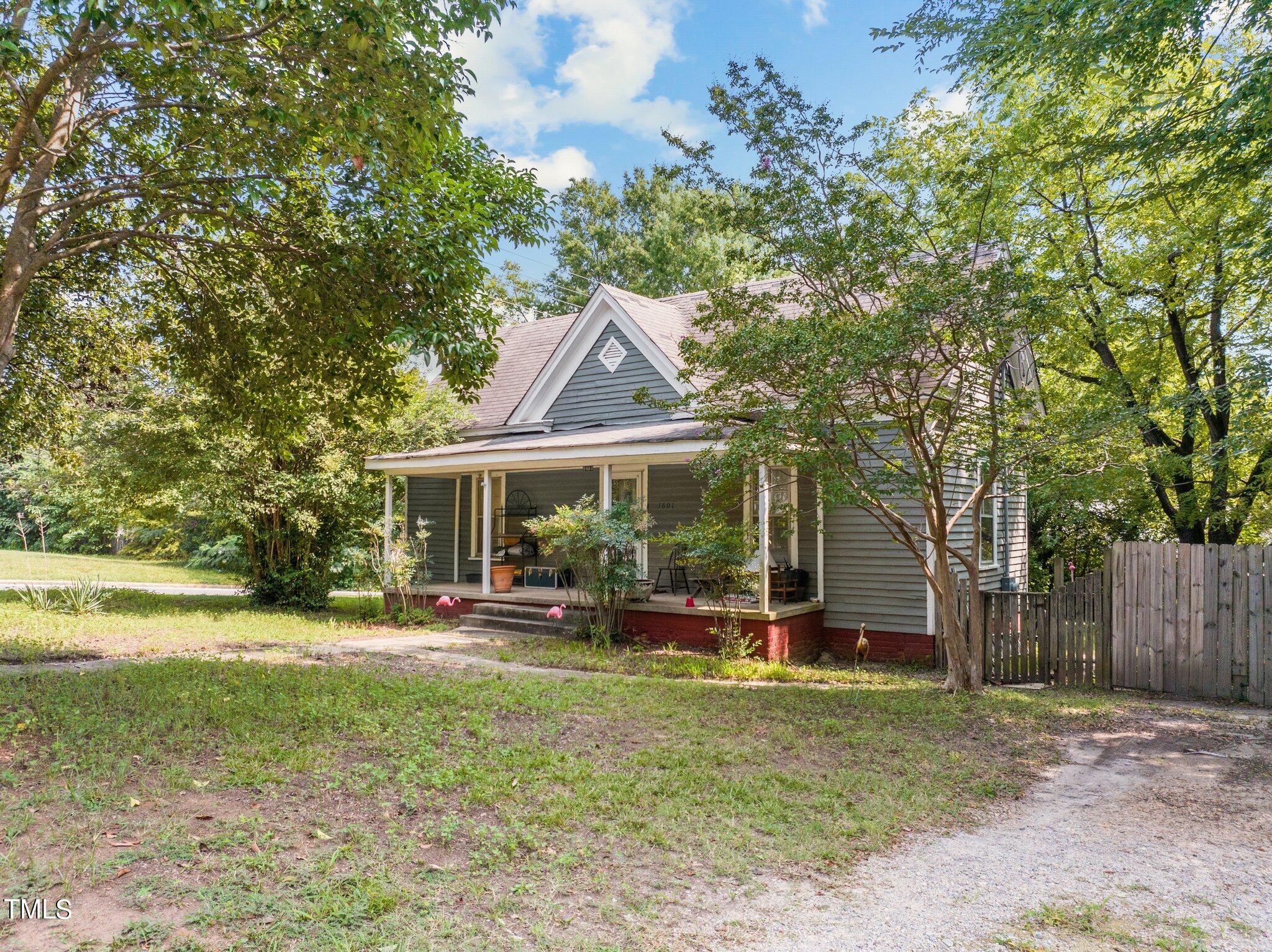 Green St, Raleigh, NC 27603