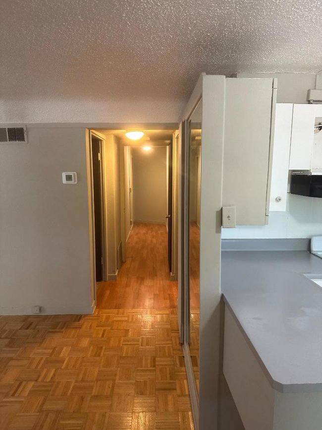APT-3 - 824 El Camino Real, Condo with 2 bedrooms, 1 bathrooms and 1 parking in Burlingame CA | Image 7