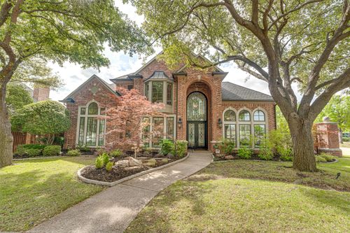 5716 Walden Dr, Plano, TX, 75093-2435 | Card Image