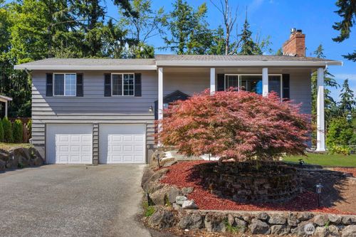 2102 Sw 322nd St, Federal Way, WA, 98023-2516 | Card Image
