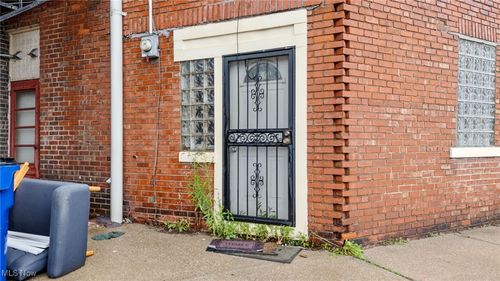 15300 Waterloo Rd, Cleveland, OH, 44110-1793 | Card Image