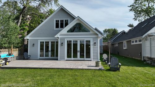 615 Dunleavy Dr, Highland, MI, 48356-2114 | Card Image