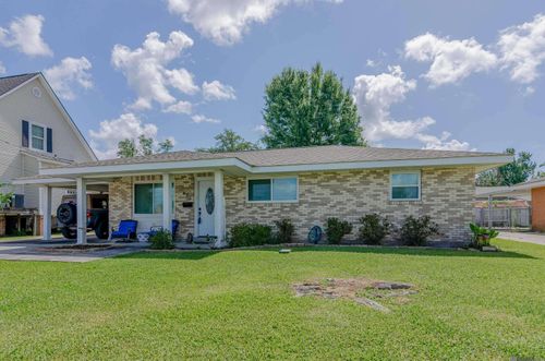 470 Spruce St, Norco, LA, 70079-2138 | Card Image