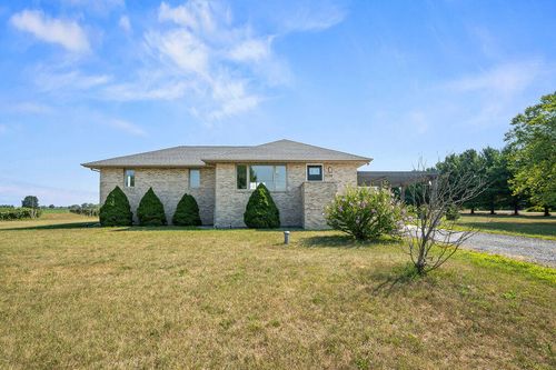 9255 Hills Rd, Baroda, MI, 49101-8762 | Card Image