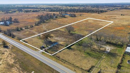 10828 N Memorial Dr, Owasso, OK, 74055-6504 | Card Image