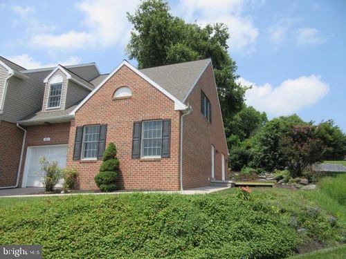 310 Pennridge Ave, MOUNTVILLE, PA, 17554-1034 | Card Image