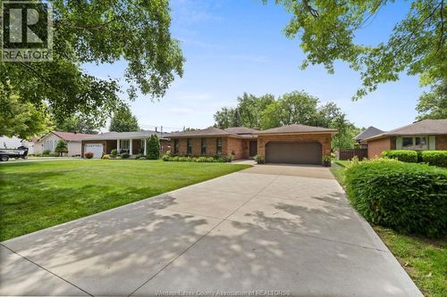 1142 Reaume Rd, Lasalle, ON, N9J1C1 | Card Image