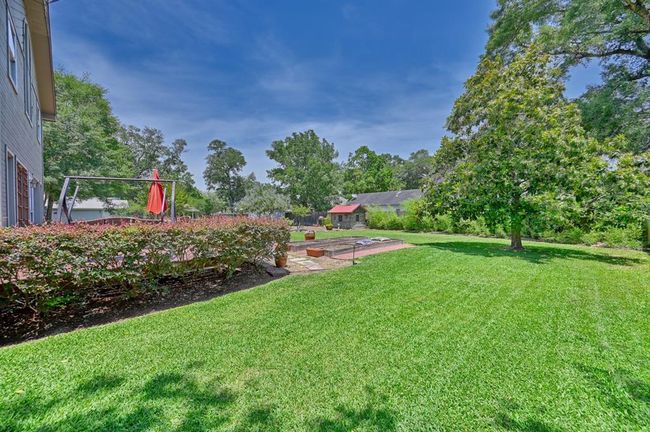 1026 Atchison St, House other with 3 bedrooms, 2 bathrooms and 2 parking in Sealy TX | Image 5