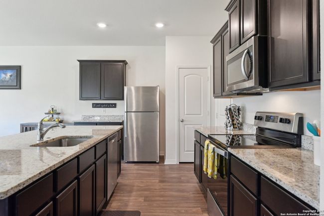 10947 Juliette Pass, House other with 4 bedrooms, 3 bathrooms and null parking in Converse TX | Image 11