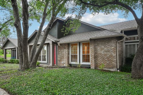 2-1015 E Yager Lane, Austin, TX, 78753 | Card Image