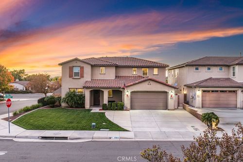 35853 Sea Smoke St, Winchester, CA, 92596 | Card Image
