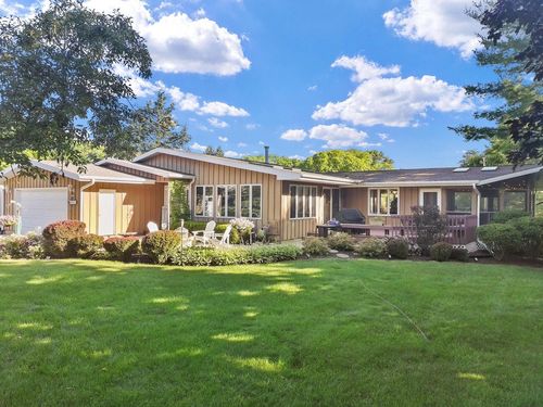 W5318 Briarwood Road, SUGAR CREEK, WI, 53121 | Card Image