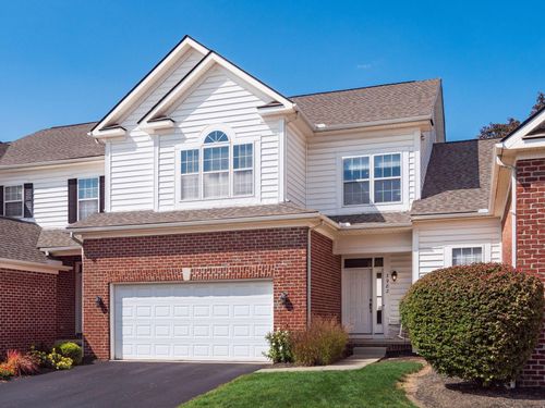 3982 Park Cir S, Hilliard, OH, 43026-7796 | Card Image