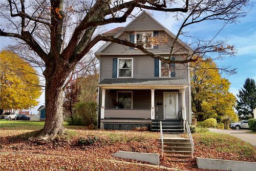 223 S Shenango St, Mercer, PA, 16137-1039 | Card Image