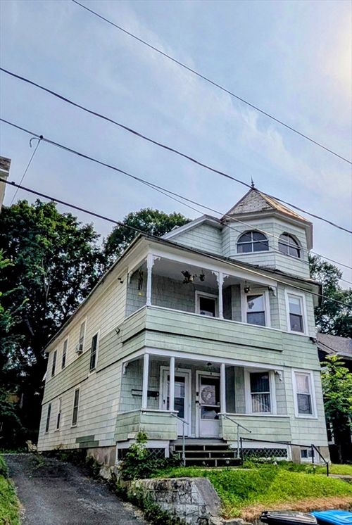 5 Richmond St, Adams, MA, 01220-1934 | Card Image