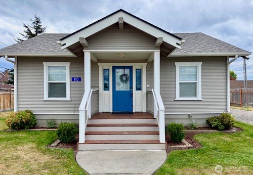 110 & 114 E Hazel Ave, Burlington, WA, 98233-1120 | Card Image