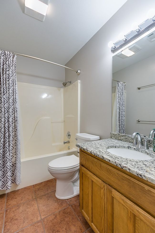 Guest Bath | Image 22