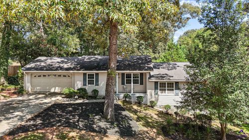 102 Crestwood Cir, Centerville, GA, 31028-1410 | Card Image