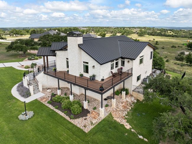 115 Trophy Oak Pt, Home with 5 bedrooms, 5 bathrooms and 3 parking in Fredericksburg TX | Image 43