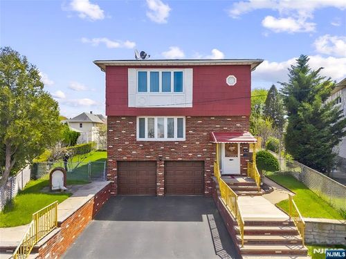 347 Manor Ct, Lyndhurst, NJ, 07071-1007 | Card Image