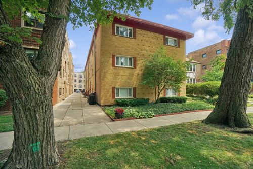 3w-547 Sheridan Rd, Evanston, IL, 60202-3129 | Card Image