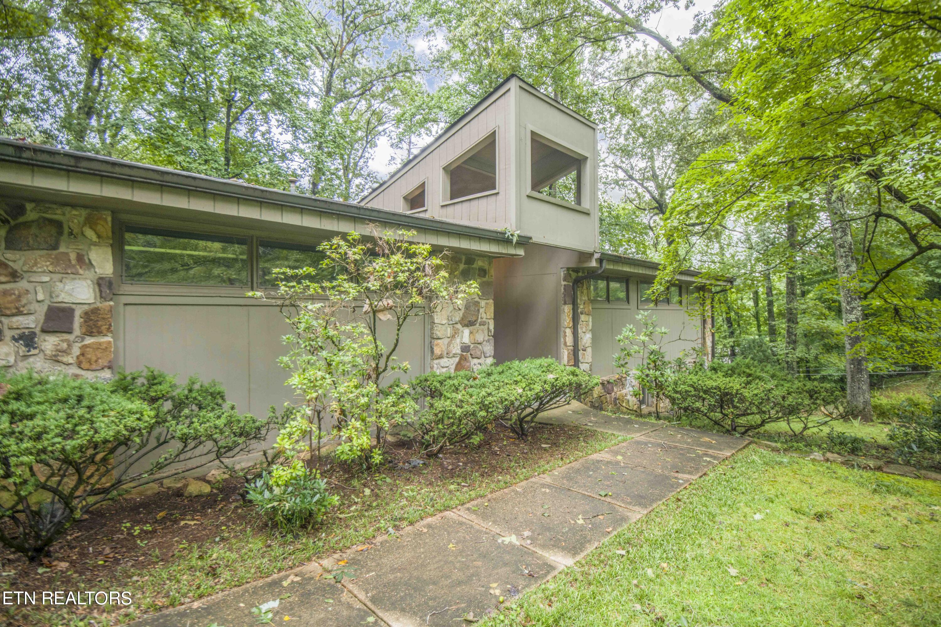 Glen Cove Dr, Knoxville, TN 37919