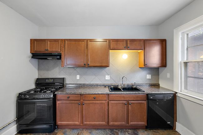 APT-2 - 1651 Atkinson St, Condo with 3 bedrooms, 1 bathrooms and null parking in Detroit MI | Image 12
