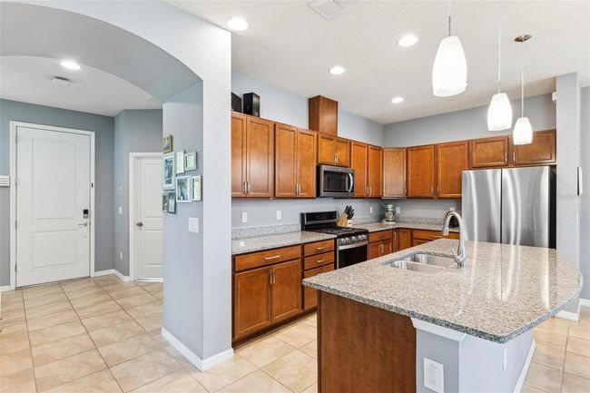 5831 Caldera Ridge Dr, House other with 4 bedrooms, 3 bathrooms and null parking in Lithia FL | Image 10