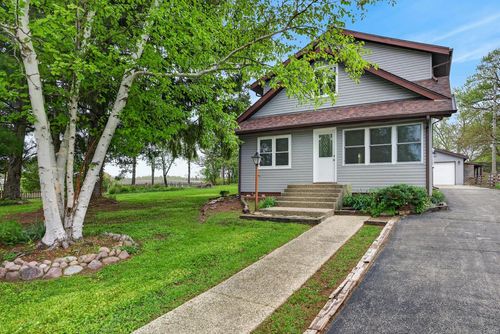 11907 254th Avenue, Salem Lakes, WI, 53179 | Card Image